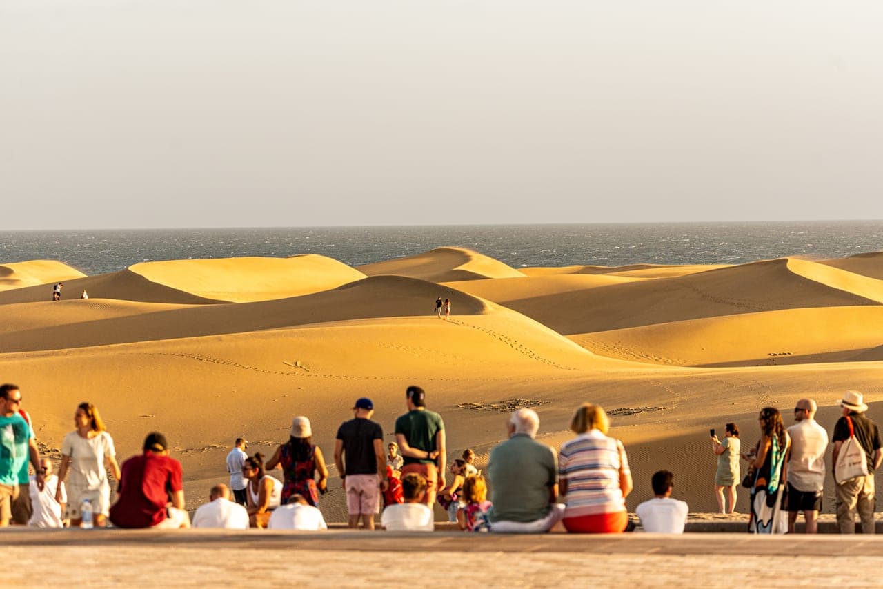 Maspalomas resorts and dunes seen from Gran Canaria Airport route — direct private transfer GC-1