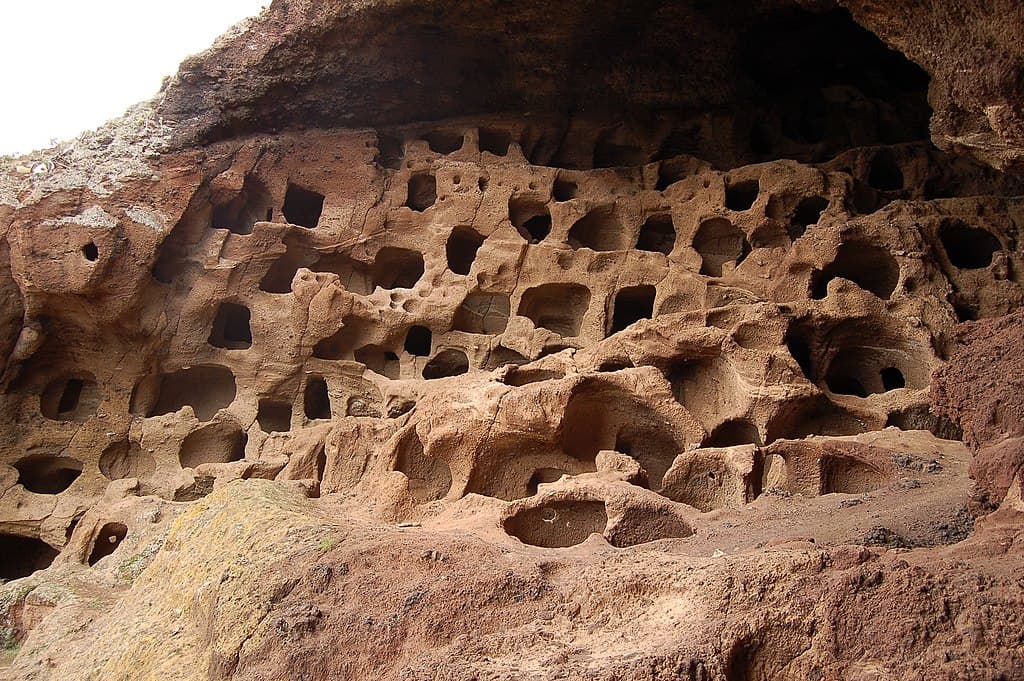 🏺 Taxi Las Palmas a Gáldar | Cueva Pintada Arqueología - Taxi privado desde Las Palmas