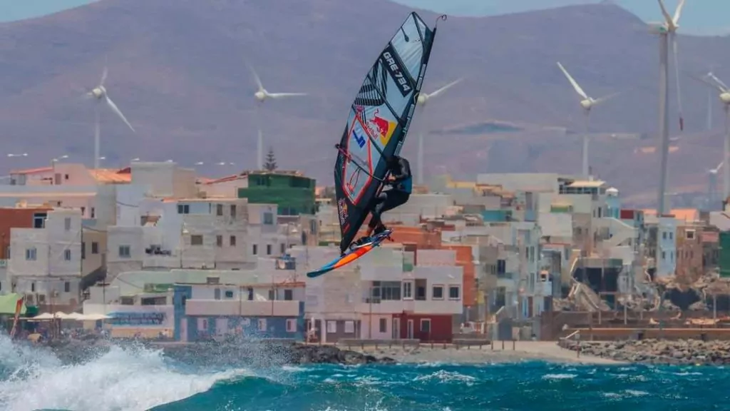 🏄 Transfer Las Palmas a Pozo Izquierdo | Windsurf y Kitesurf - Taxi privado desde Las Palmas