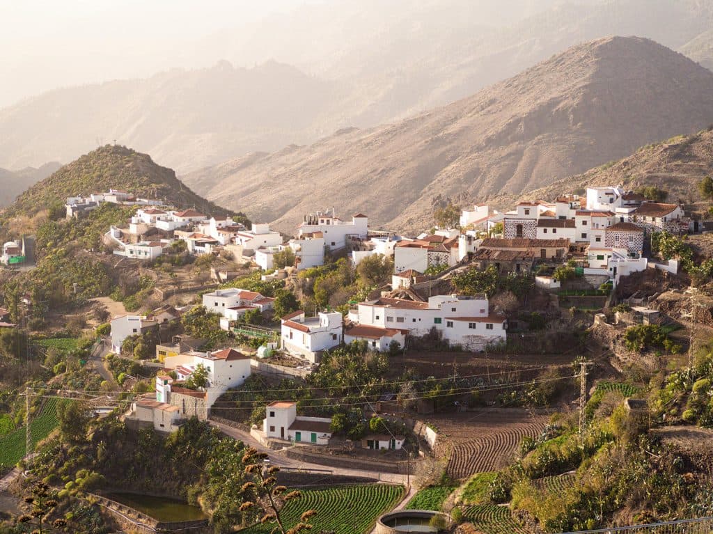 🌸 Excursión a Tejeda desde Las Palmas | Pueblo más Bonito GC - Taxi privado desde Las Palmas